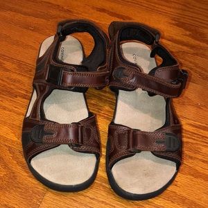 Covington Mens Brown Sandal Open Toe size 8